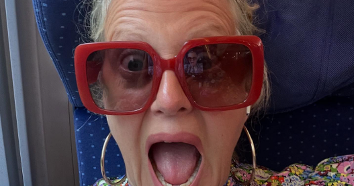 Barbara Schöneberger sendet einen Aufruf zur Hilfe an die Zugbrett