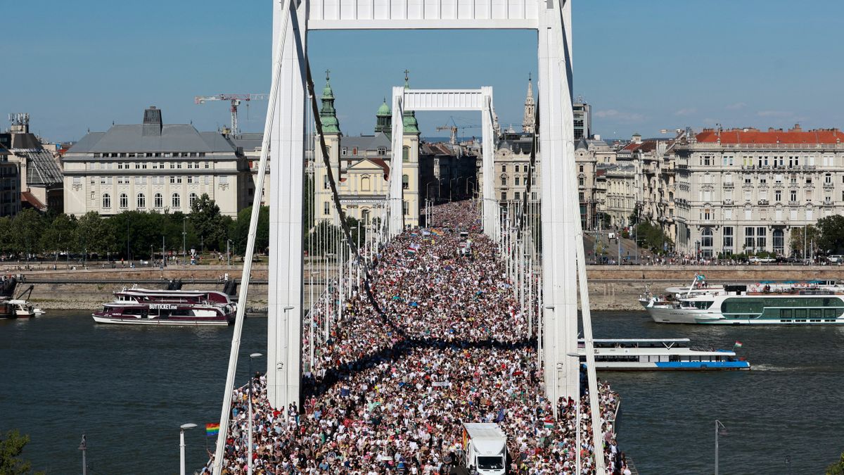Ungarn: Zehntausende von Defy -Verbot der Pride Parade in Budapest
