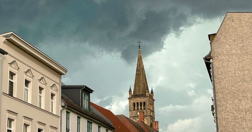 Unwetterwarnung für Oberhavel am 26. Juni Unwetterwarnung für Oberhavel am 26. Juni