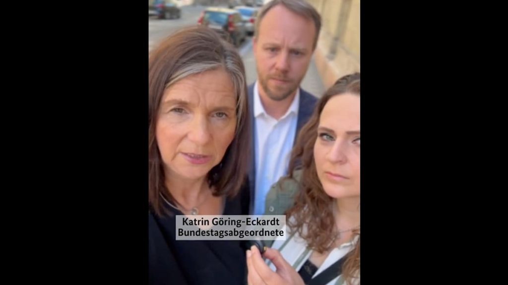 Besuch im Gefängnis in Maja. T-Katrin Göring-Eckardt beschwert sich „Katastrophe mitten in Europa“ Besuch im Gefängnis in Maja. T-Katrin Göring-Eckardt beschwert sich „Katastrophe mitten in Europa“