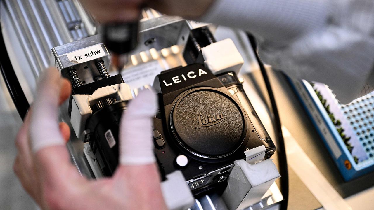 Leica: Glanz mit Luxuskameras im Geschäft – Daily Show.de