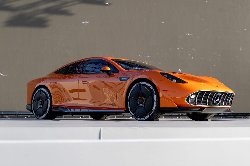 Elektrischer außergewöhnlicher Athlet – das Mercedes -AMG -Konzept GT XX im ersten Eindruck Elektrischer außergewöhnlicher Athlet – das Mercedes -AMG -Konzept GT XX im ersten Eindruck