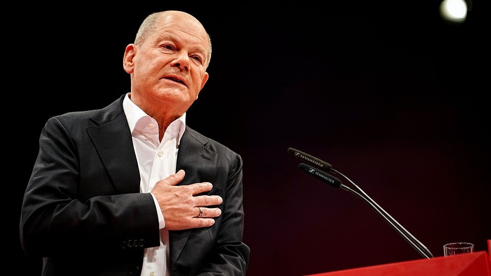 Scholz sieht „emotionale Nähe“ zwischen AFD und Putin – MDR Scholz sieht „emotionale Nähe“ zwischen AFD und Putin – MDR