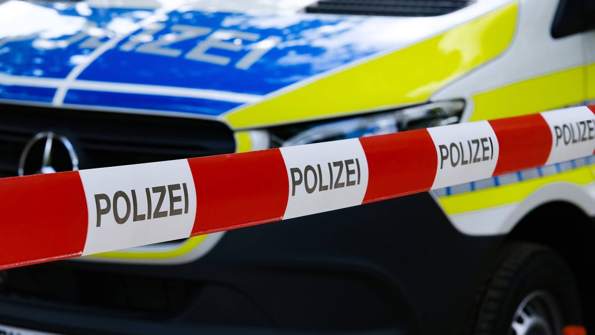 Frau und Kleinkind entdeckten tot im Wald