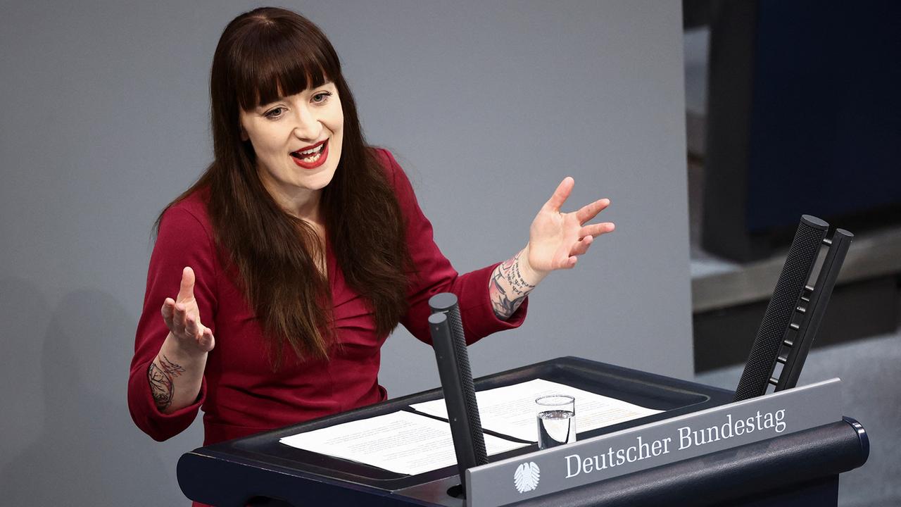 Deichinnekdebatte als Mitglied des Kontrollkomitees