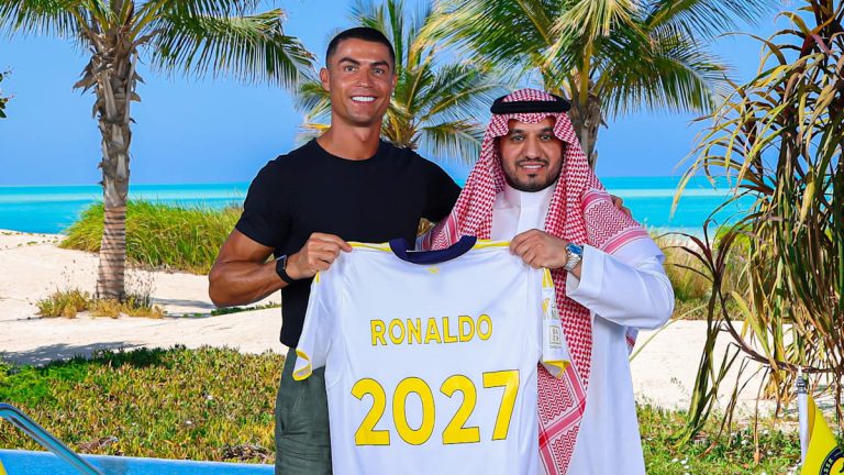 Gehalt und Boni: Cristiano Ronaldos Vertrag bringt alle Dimensionen mit sich
