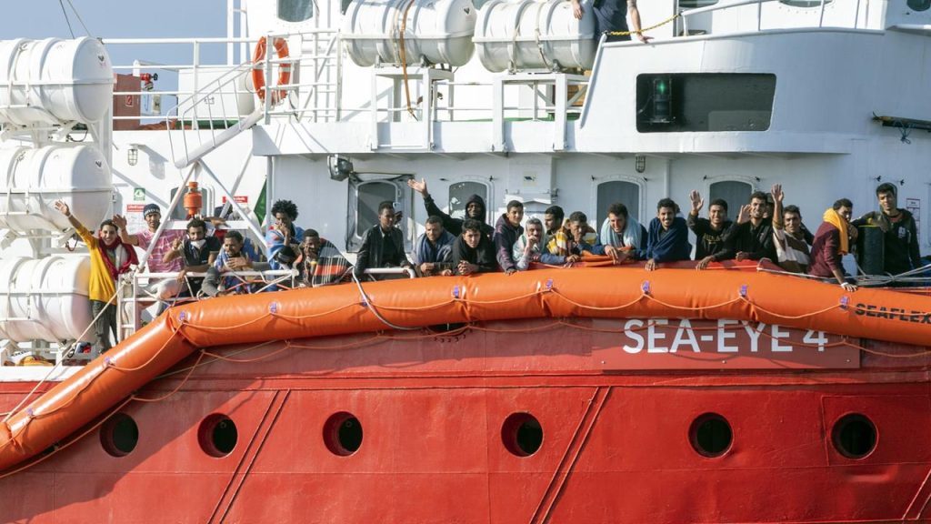 Wadephul verteidigt sich am Ende der Hilfe für Seehretter Wadephul verteidigt sich am Ende der Hilfe für Seehretter