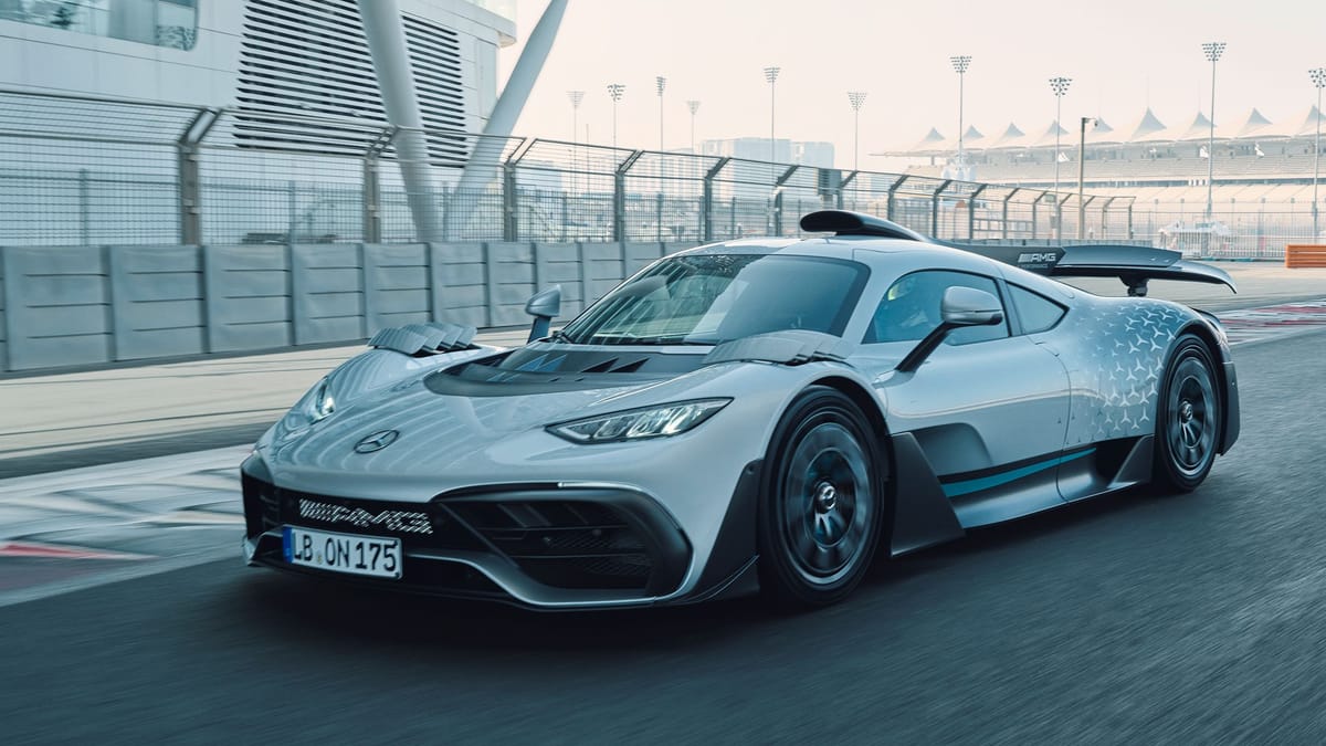 Mercedes ruft 219 Super -Sportwagen zurück