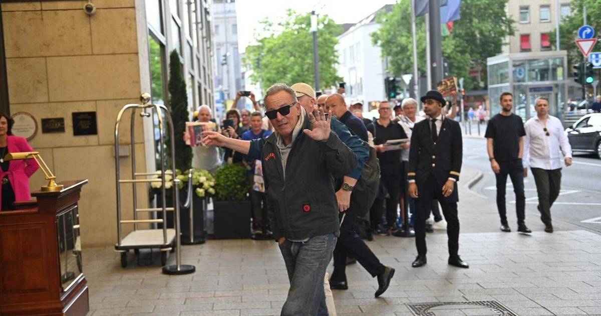 Bruce Springsteen im Breidenbacher Hof prüft hier