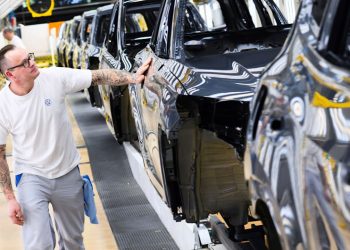 Im Autosektor: Deutschland steht vor dem nächsten Jobschock | Politik