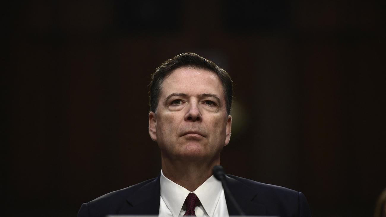 Vorwurf: Ex-FBI-Chef James Comey macht sich vor Gericht nicht schuldig – die Zeit Vorwurf: Ex-FBI-Chef James Comey macht sich vor Gericht nicht schuldig – die Zeit