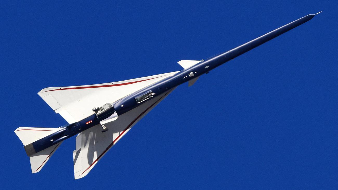X-59: Überschallflugzeug der NASA absolviert ersten Testflug