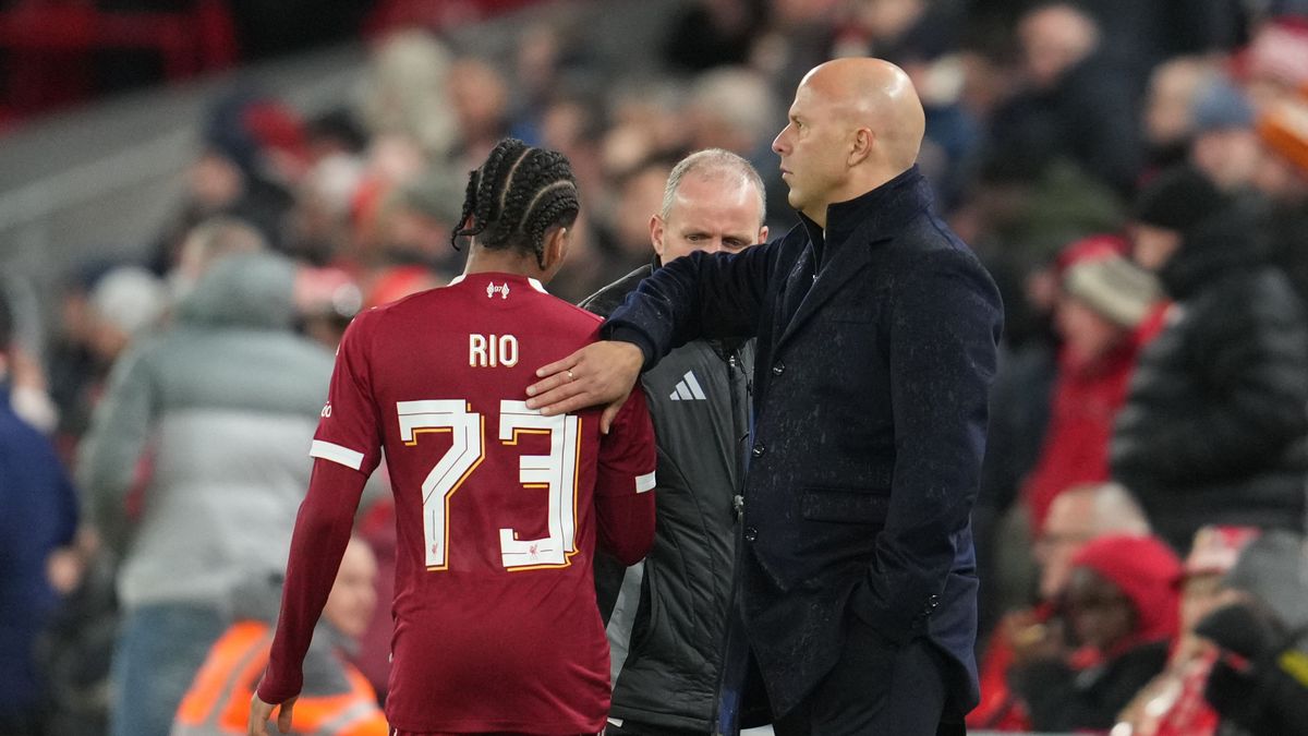 FC Liverpool: Arne Slot steht nach sechster Niederlage unter Druck