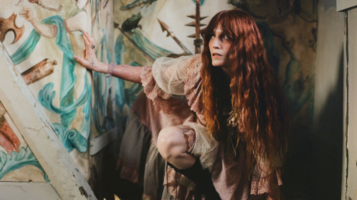 Florence + The Machine, Sevdaliza, Dave, KeiyAa: Listened – Album der Woche