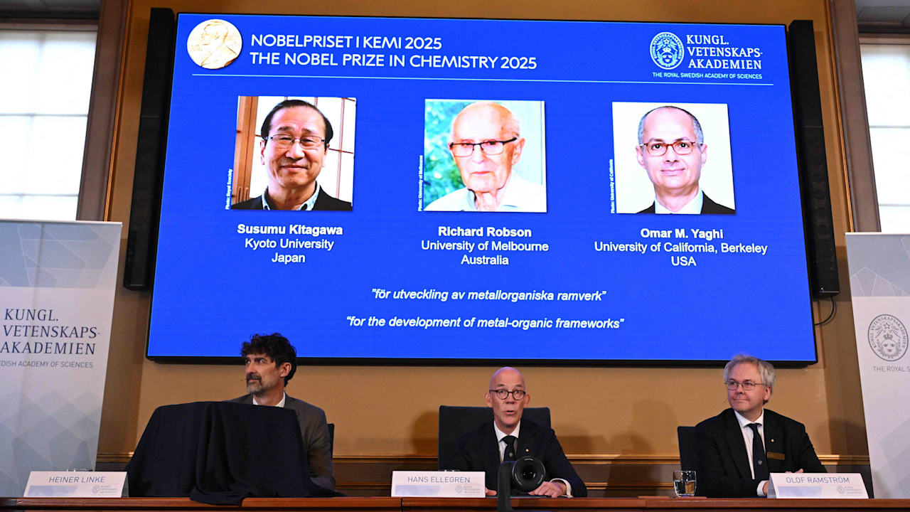 Nobelpreis für Chemie: Gewinner 2025 steht fest! Trio gewinnt | Leben & Wissen Nobelpreis für Chemie: Gewinner 2025 steht fest! Trio gewinnt | Leben & Wissen