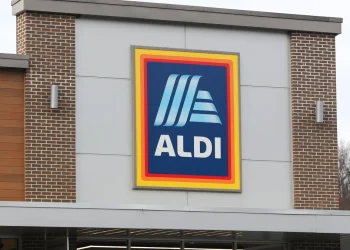 Aldi kooperiert mit Uber Eats – nicht jeder Kunde profitiert