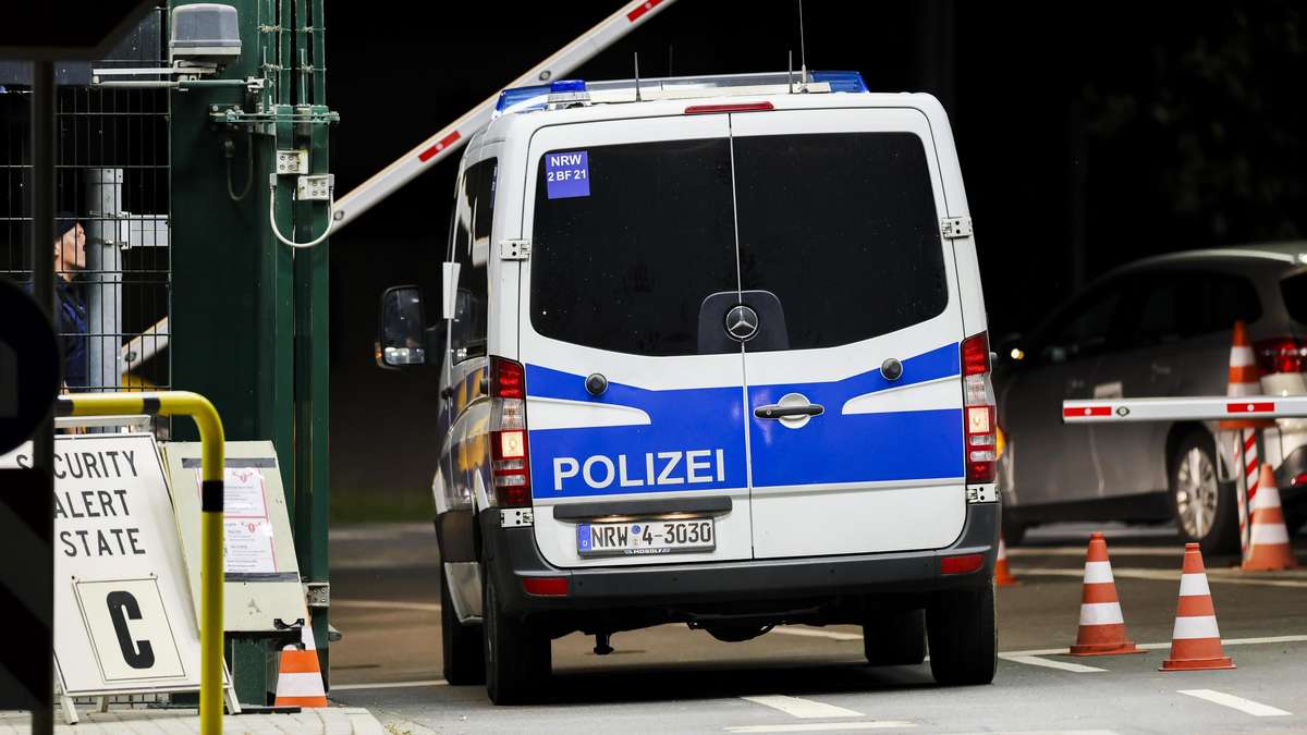 Drohnenalarm auf NATO-Stützpunkt in Deutschland – Entwarnung nach Einsatz der Militärpolizei Drohnenalarm auf NATO-Stützpunkt in Deutschland – Entwarnung nach Einsatz der Militärpolizei
