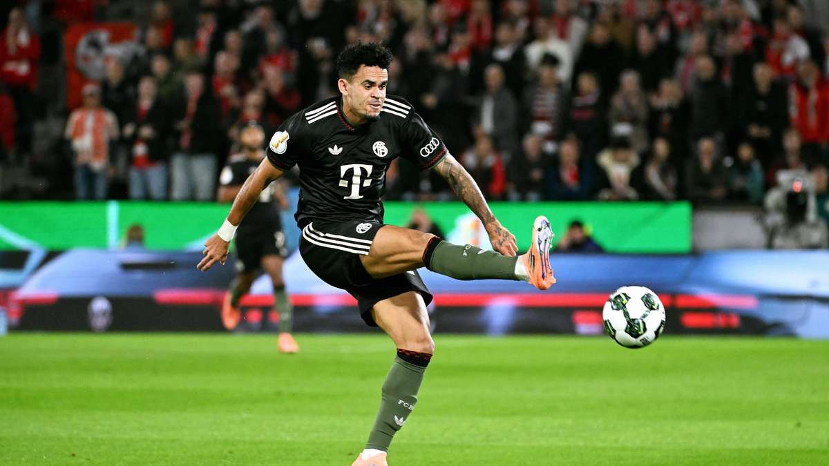 Bayern-Fans toben gegen Luis Diaz