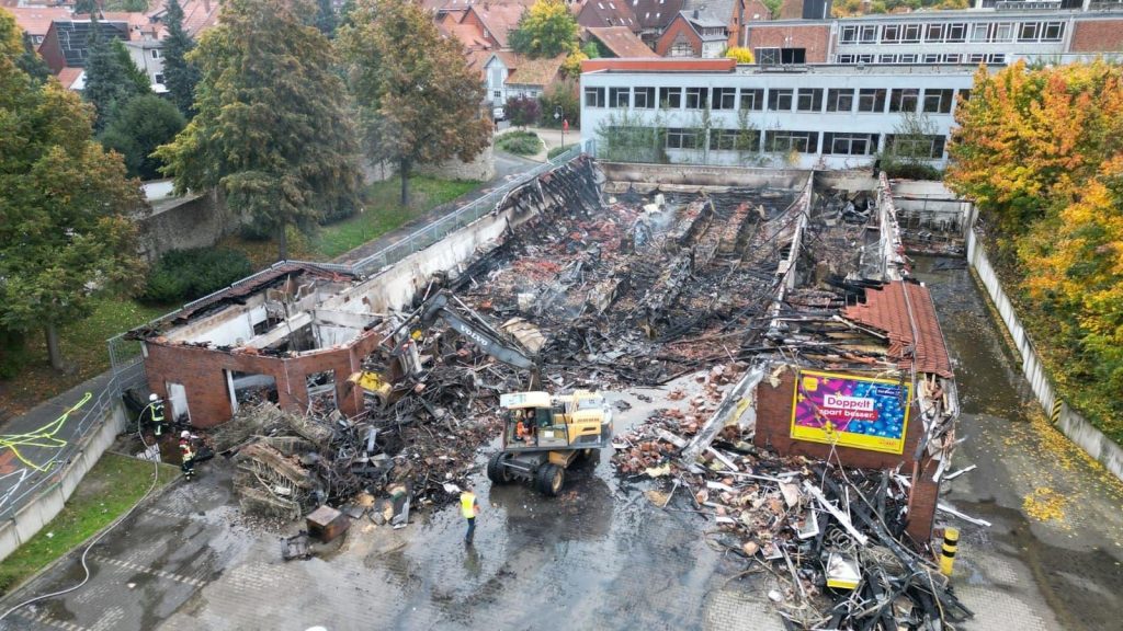 Nach dem Brand: Erschreckende Bilder vom Netto-Markt in Osterode – Harzkurier Nach dem Brand: Erschreckende Bilder vom Netto-Markt in Osterode – Harzkurier