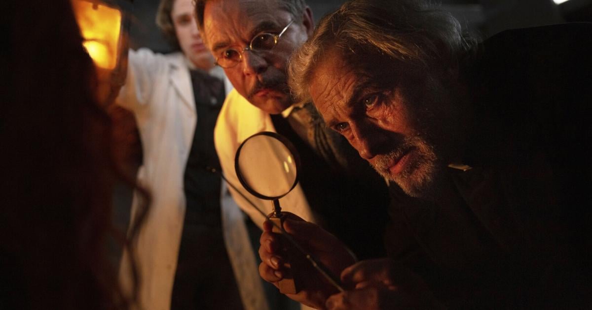 Filmkritik zu „Dracula – Die Auferstehung“: Christoph Waltz als Vampir-Exorzist