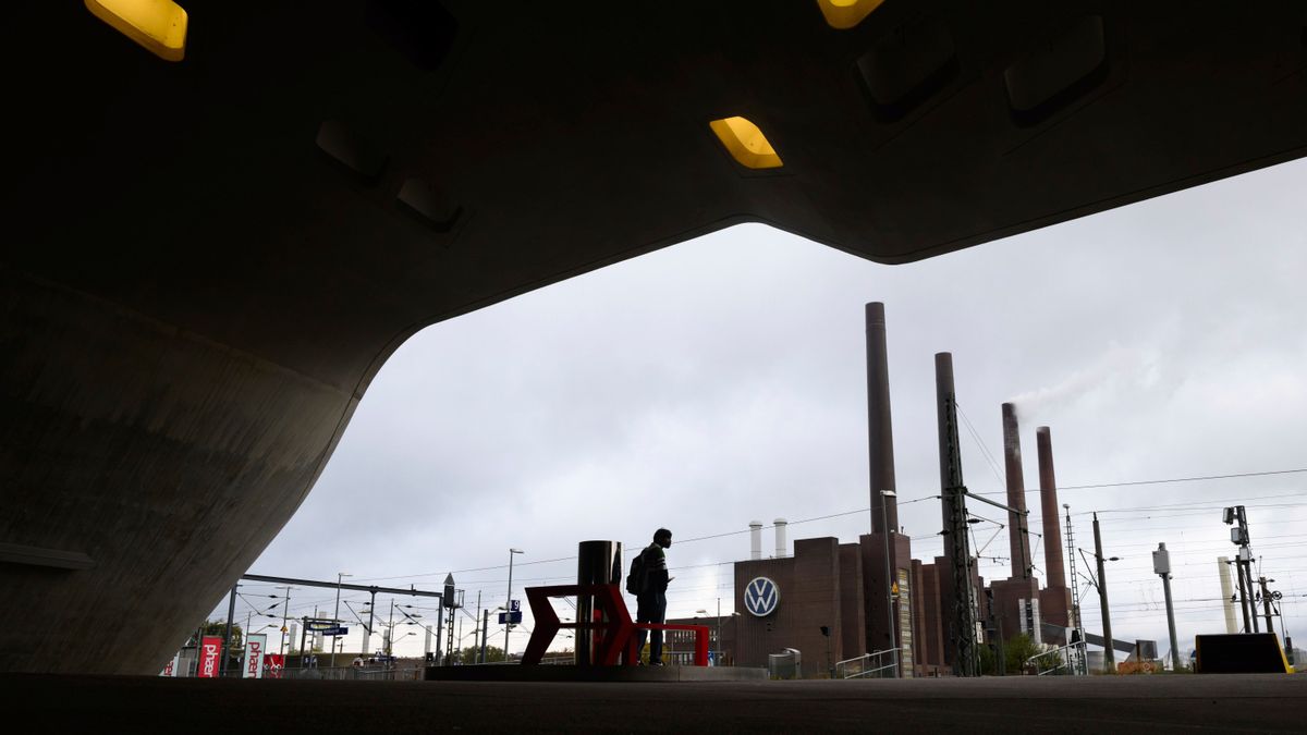 VW, Porsche Mercedes und BMW: So schlecht steht es um die deutsche Autoindustrie – Spiegel