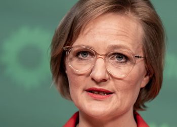 Franziska Brantner: „Politische Schande für die Bundesregierung“ – Grünen-Chefin unterstützt kommunale Notrufe