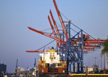 MSC auf Expansionskurs: Warum die weltgrößte Reederei zu Easyjet greifen könnte