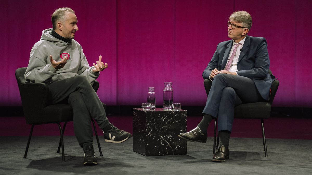 „Es war unklug“: Jan Böhmermann räumt Fehler ein „Es war unklug“: Jan Böhmermann räumt Fehler ein