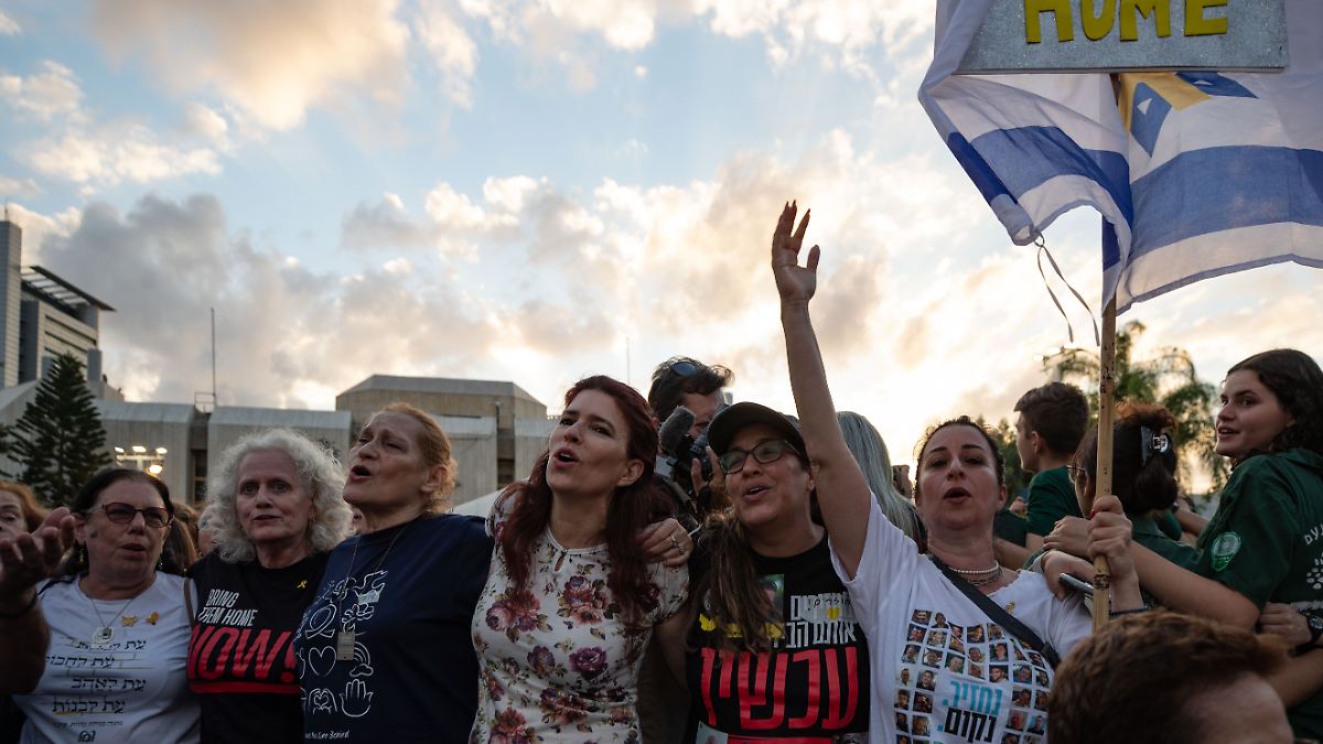 Nach Genehmigung des Abkommens: So sieht der Fahrplan Israel-Gaza für die kommenden Tage aus Nach Genehmigung des Abkommens: So sieht der Fahrplan Israel-Gaza für die kommenden Tage aus