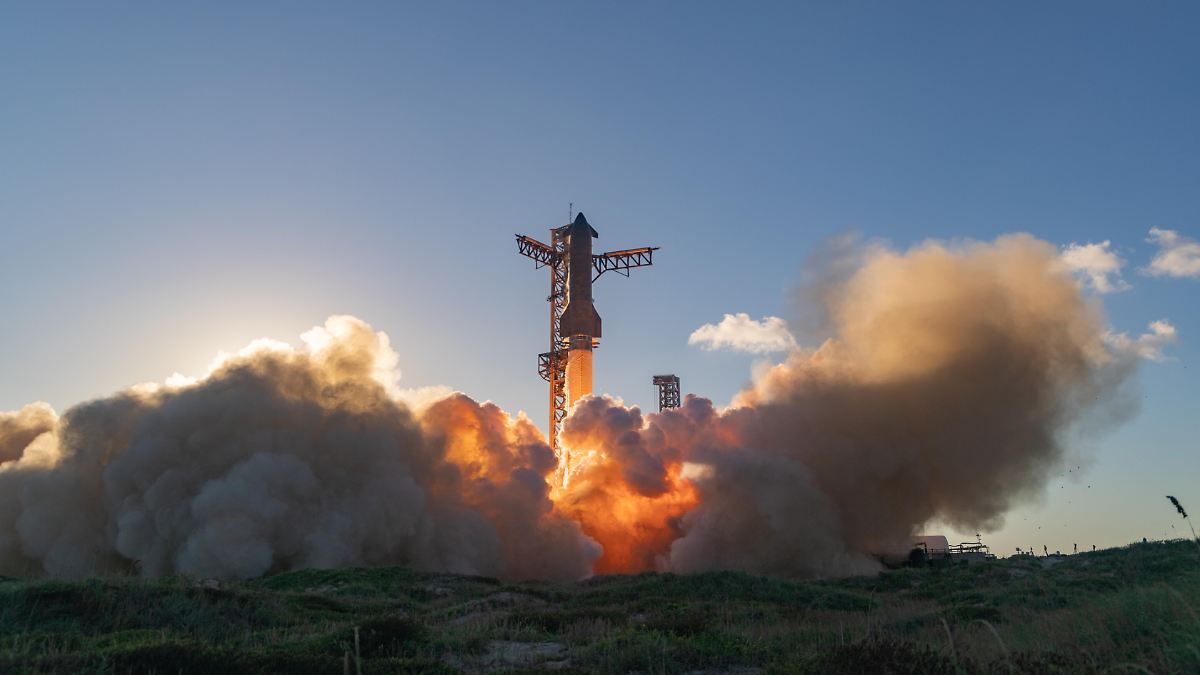 Dämpfer für Elon Musk und SpaceX: Die NASA will eine Mondmission neu ausschreiben