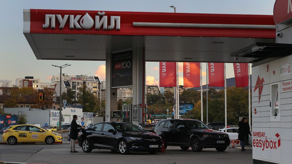 Ölhändler Gunvor profitiert: Lukoil verkauft seine Auslandstöchter in die Schweiz
