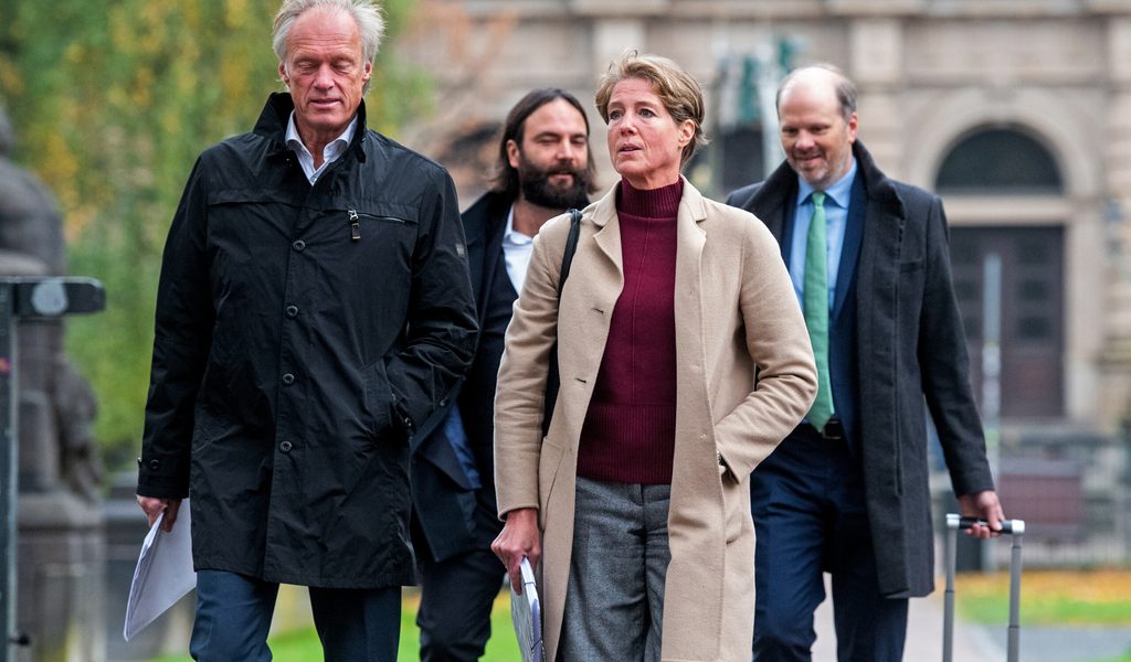 Christina Block liest aus ihrem geheimen Tagebuch – Planänderung während des Prozesses – MOPO