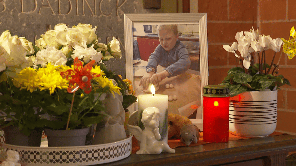 Emotionale Trauerfeier für den getöteten Fabian (8) in Güstrow: Die Abschiedsbilder