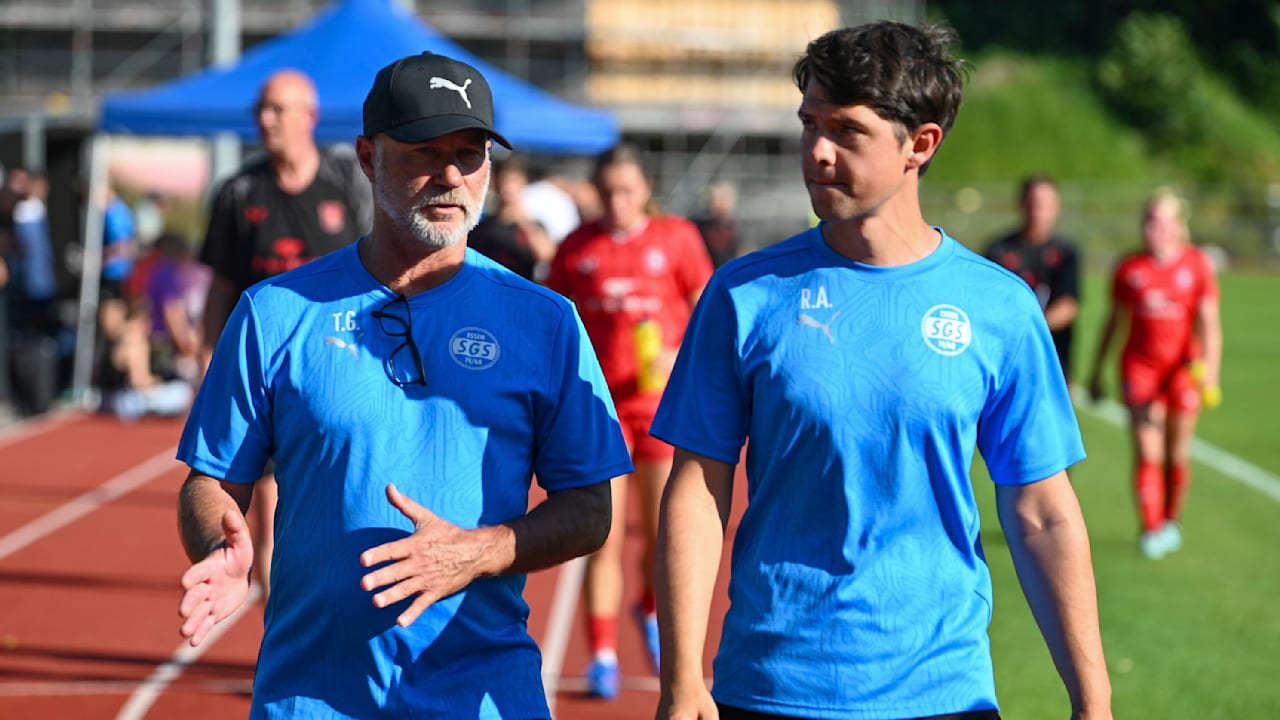 Fußball: Paukenschlag in der Frauen-Bundesliga! Trainer und Sportdirektor weg | Sport Fußball: Paukenschlag in der Frauen-Bundesliga! Trainer und Sportdirektor weg | Sport