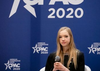 Naomi Seibt: AfD-nahe Influencerin beantragt offenbar Asyl in den USA