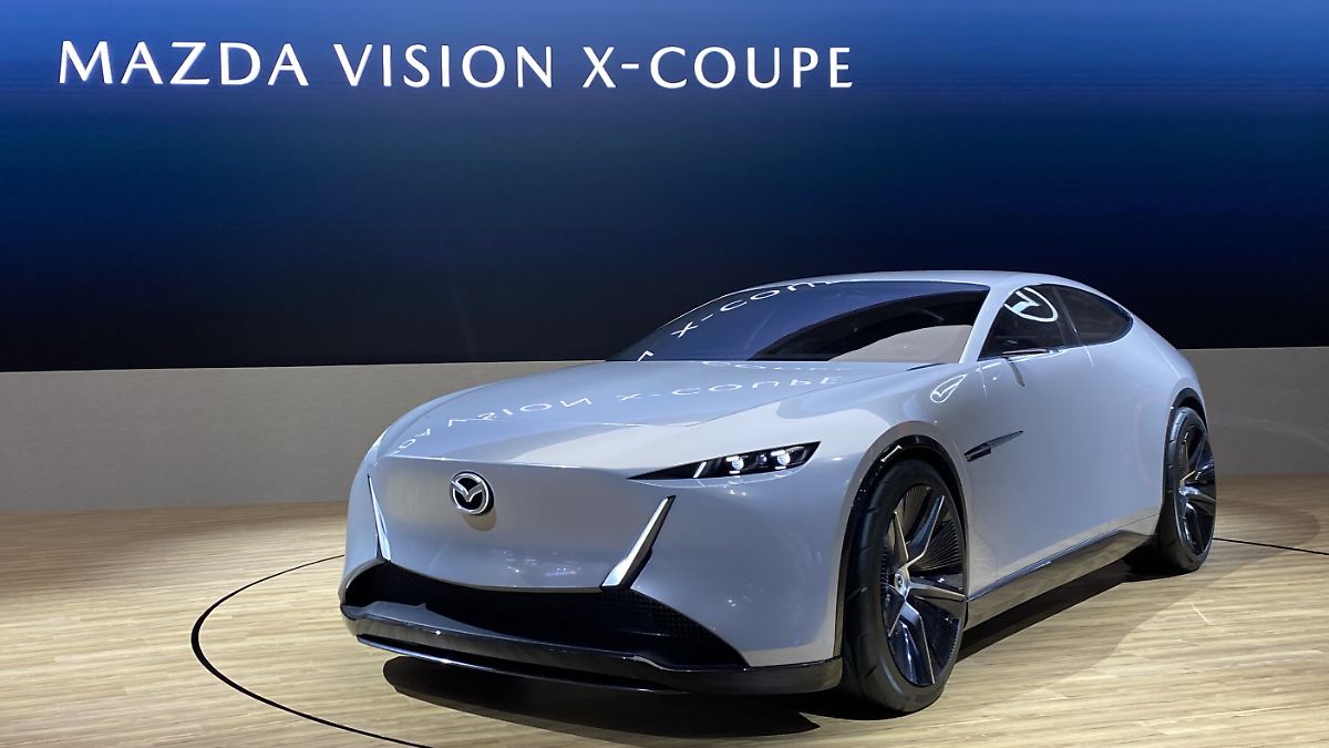 Visionen auf der Japan Mobility Show: Mazda Vision X-Coupé soll beim Fahren CO2 aus der Luft holen
