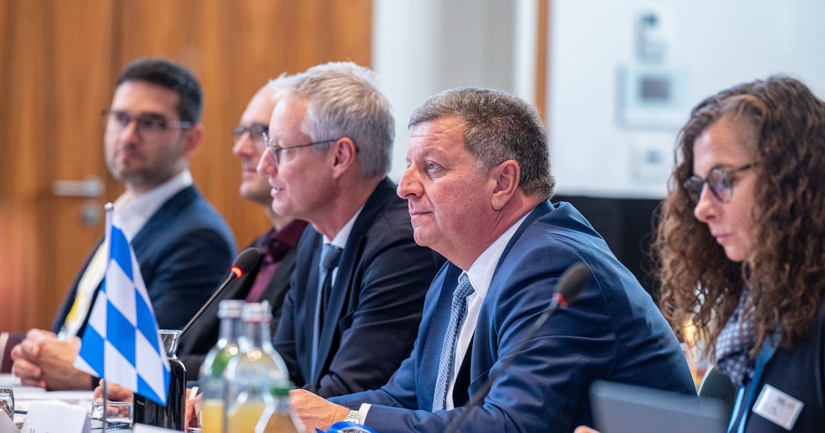 Änderungen bei Autos, Zügen und D-Tickets beschlossen