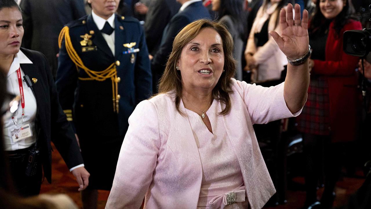 Das Parlament setzt den peruanischen Präsidenten Boluarte ab Das Parlament setzt den peruanischen Präsidenten Boluarte ab