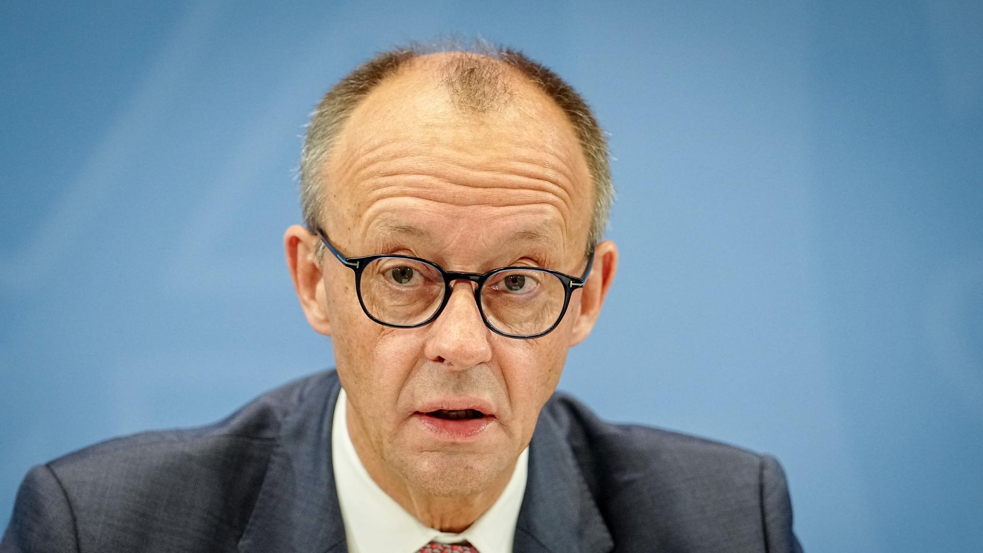 Bundeskanzler Merz ist gegen den Ausstieg aus dem Verbrennungsmotor ab 2035 Bundeskanzler Merz ist gegen den Ausstieg aus dem Verbrennungsmotor ab 2035