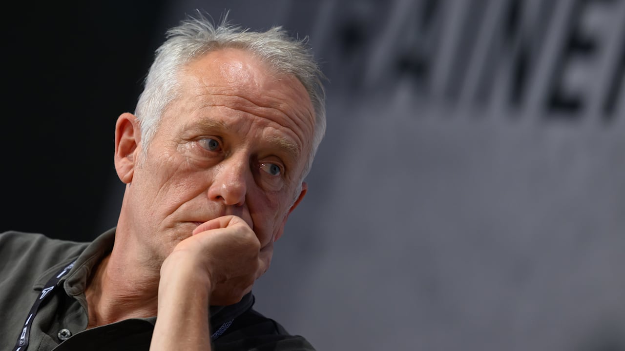 SC Freiburg: Streich brauchte nach seinem Trainer-Ende Hilfe! | Sport SC Freiburg: Streich brauchte nach seinem Trainer-Ende Hilfe! | Sport