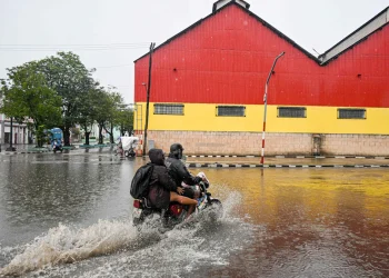 Nach Jamaika: Hurrikan „Melissa“ erreicht Kuba – wann der Sturm voraussichtlich die Insel treffen wird – Panorama