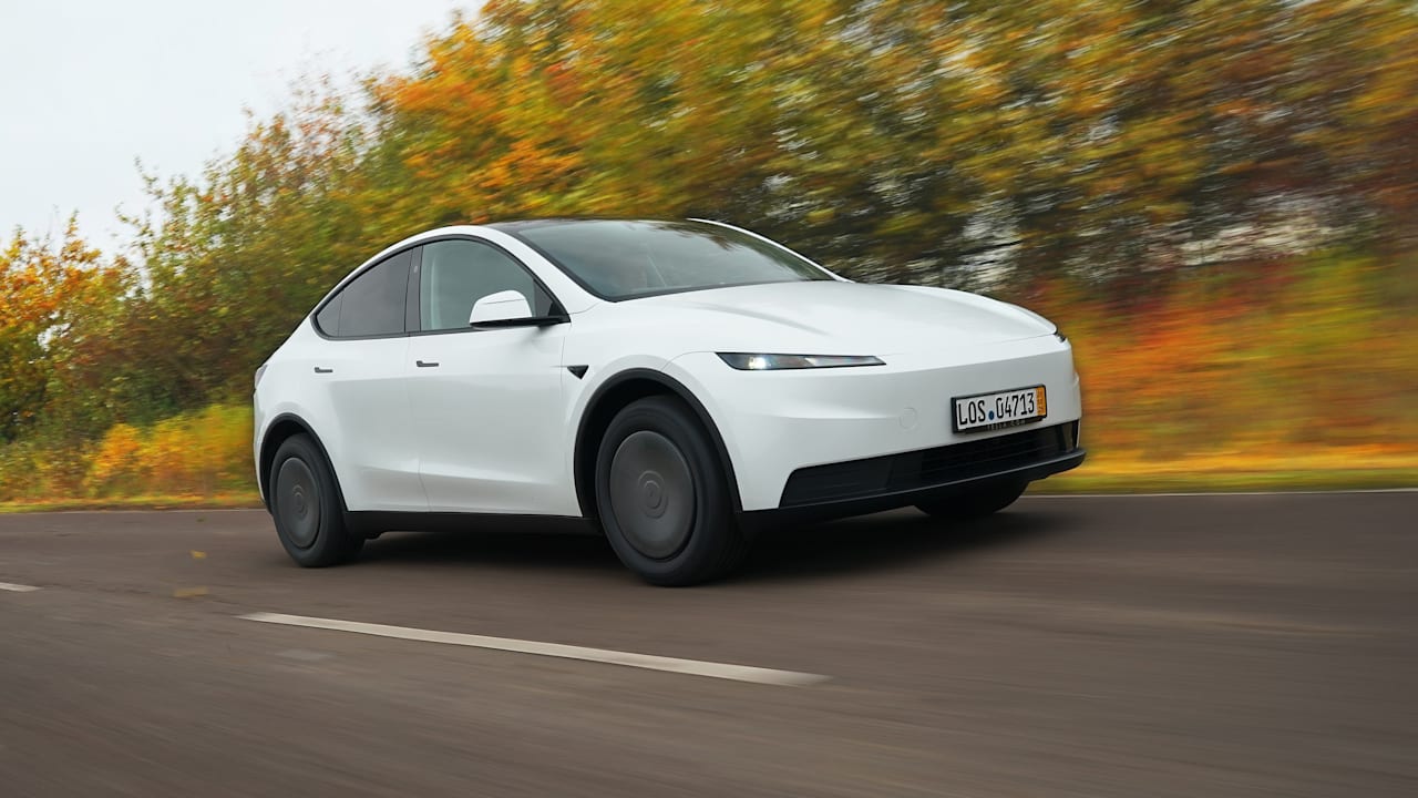 Tesla Model Y auf Probefahrt: Elektro-SUV günstiger, besser und flotter | Leben & Wissen
