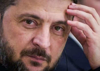 Selenskyj berichtet über russischen Angriff auf Kraftwerk mit Toten