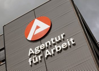 NRW-Arbeitsagentur: Chef Roland Schüßler warnt vor einem Stopp der Bürgerleistungen für Ukrainer