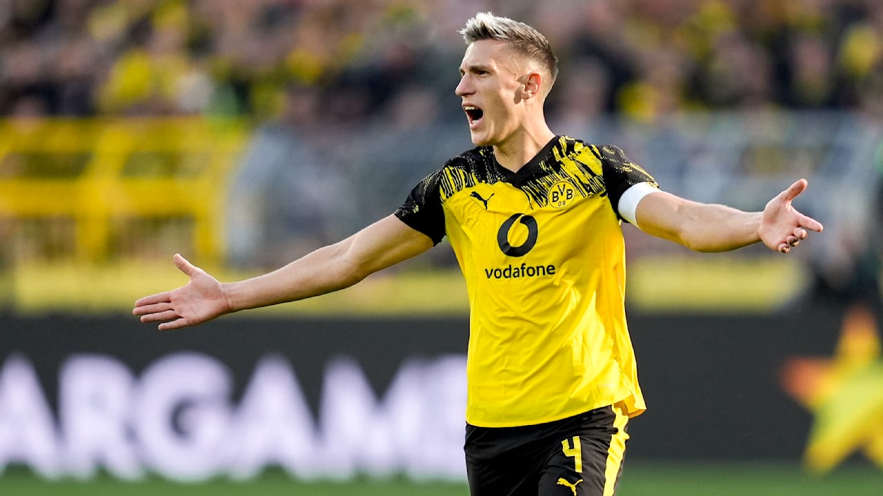 Borussia Dortmund: Neuer Vertrag? Das bietet der BVB Schlotterbeck – BILD Borussia Dortmund: Neuer Vertrag? Das bietet der BVB Schlotterbeck – BILD