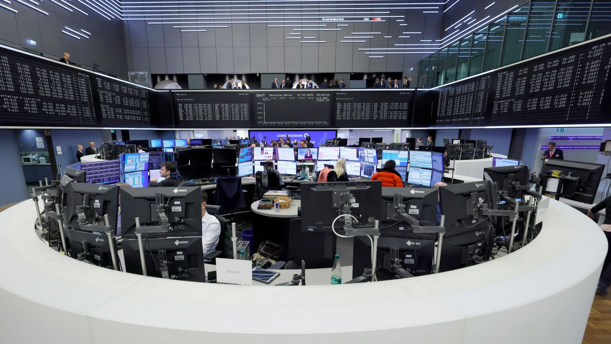 Börse: Dax erreicht trotz globaler Unsicherheiten neues Allzeithoch – Spiegel Börse: Dax erreicht trotz globaler Unsicherheiten neues Allzeithoch – Spiegel