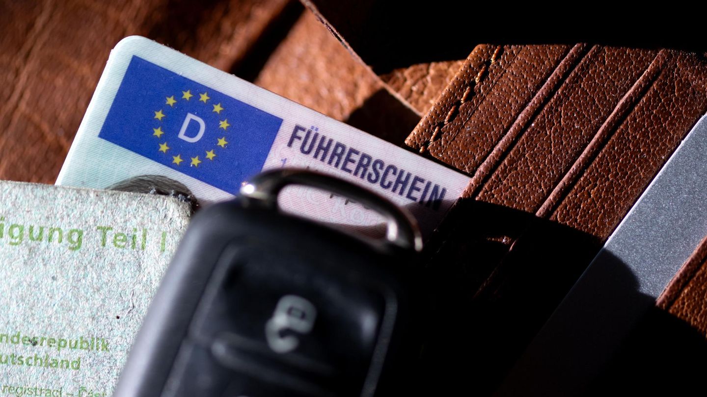 Günstigerer Führerschein: Verkehrsminister Schnieder hat Ideen