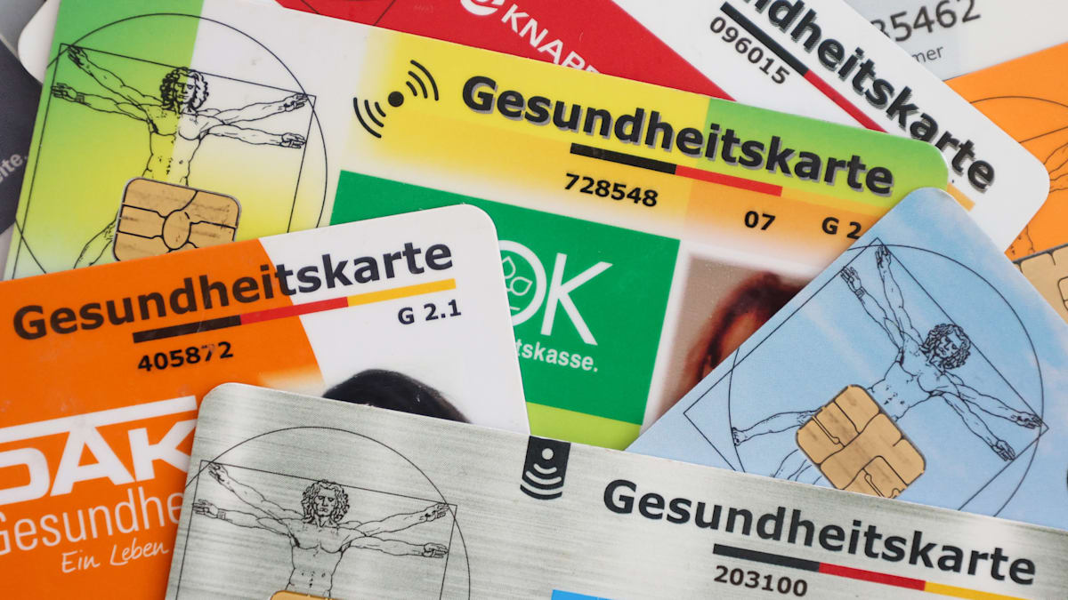 Deloitte-Studie: Ökonomen schlagen Alarm – Krankenversicherungsdefizit könnte auf über 300 Milliarden Euro steigen Deloitte-Studie: Ökonomen schlagen Alarm – Krankenversicherungsdefizit könnte auf über 300 Milliarden Euro steigen