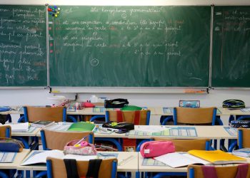 „Kontrollversagen“ – Schwarz-Grün gerät wegen Dauerkrankschreibung der Lehrer unter Druck – WELT