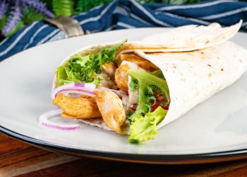 Gesunder Snack für unterwegs?: Marktcheck mit fertigen Wraps: Oft nur Teig mit Soße